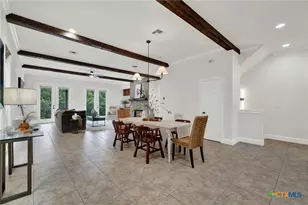 1029 Gruene Rd, New Braunfels, TX 78130 - Photo 7