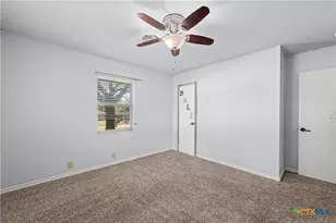 400 Downing St, Belton, TX 76513 - Photo 27