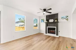 208 Langely, Kyle, TX 78640 - Photo 9