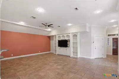 117 Tradewind Drive, Victoria, TX 77904 - Photo 5