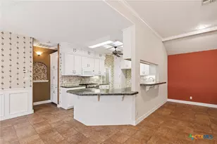 117 Tradewind Dr, Victoria, TX 77904 - Photo 7
