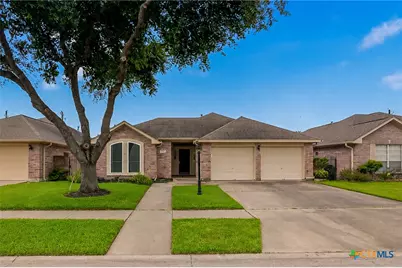 117 Tradewind Drive, Victoria, TX 77904 - Photo 1