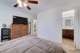 808 Circle Wy, Jarrell, TX 76537 - Photo 19