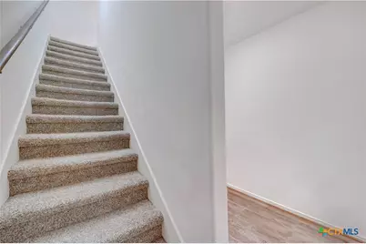 808 Circle Way #26H, Jarrell, TX 76537 - Photo 17