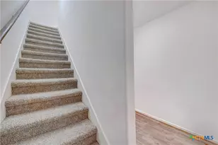 808 Circle Wy, Jarrell, TX 76537 - Photo 17