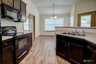 1316 Fern Ct, Gonzales, TX 78629 - Photo 13