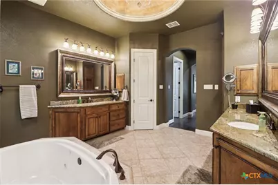 10411 Eiche Circle, New Braunfels, TX 78132 - Photo 13