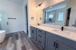 4415 Austin Cir, Temple, TX 76502 - Photo 13