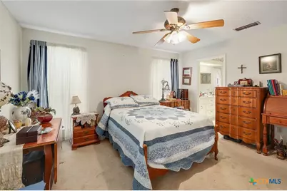 150 Oak Creek Circle, Luling, TX 78648 - Photo 19