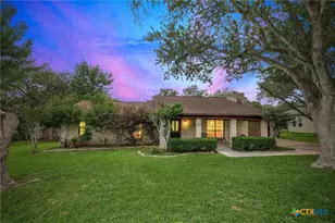 150 Oak Creek Cir, Luling, TX 78648 - Photo 1