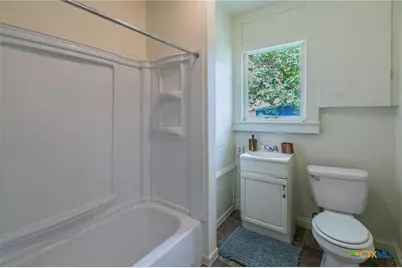 1303 S 15th Street, Temple, TX 76504 - Photo 11