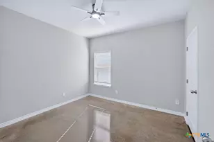 412 W Avenue C, Copperas Cove, TX 76522 - Photo 29