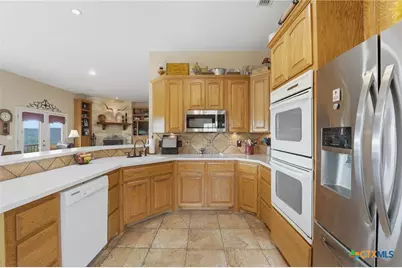 2522 Summit Drive, New Braunfels, TX 78132 - Photo 21