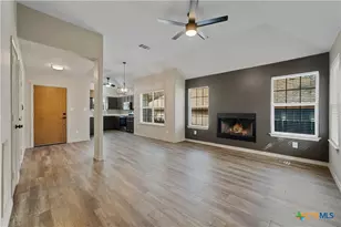 1405 Girard Ave, San Marcos, TX 78666 - Photo 7