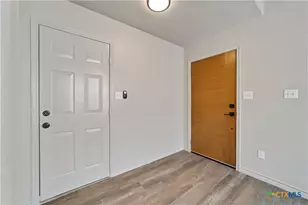 1405 Girard Ave, San Marcos, TX 78666 - Photo 5