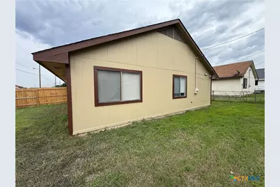 2251 Hilltop Loop, Killeen, TX 76549 - Photo 29