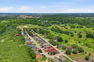 225 Greenway Dr, Seguin, TX 78155 - Photo 35