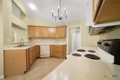 703 Indiana Street, San Marcos, TX 78666 - Photo 11