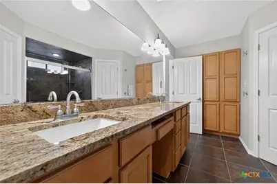 317 Yorktown, Pleasanton, TX 78064 - Photo 27