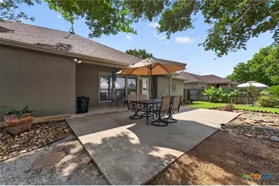 317 Yorktown, Pleasanton, TX 78064 - Photo 35