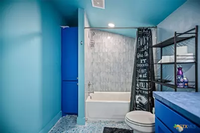185 E Tiki Drive, Seadrift, TX 77983 - Photo 13