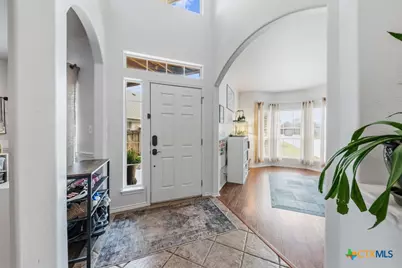 1788 Oakmont Circle, New Braunfels, TX 78132 - Photo 5