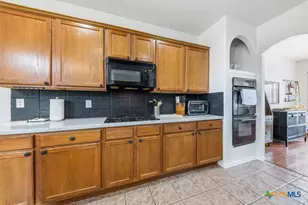1788 Oakmont Cir, New Braunfels, TX 78132 - Photo 17