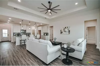 321 Whitetail Lane, Victoria, TX 77905 - Photo 3