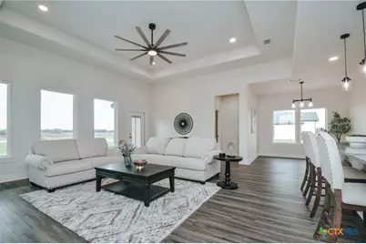 321 Whitetail Lane, Victoria, TX 77905 - Photo 13
