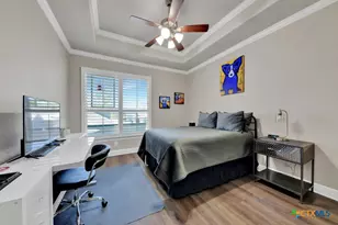 949 N Academy Ave, New Braunfels, TX 78130 - Photo 21