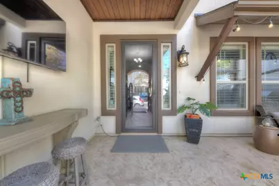 949 N Academy Avenue, New Braunfels, TX 78130 - Photo 3