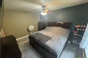 105 W Brackenridge St, Edna, TX 77957 - Photo 15