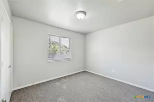 1406 E Downs Ave, Temple, TX 76501 - Photo 21