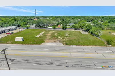 9505 N Navarro Street, Victoria, TX 77904 - Photo 7