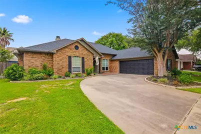 206 Windy Way Drive, Victoria, TX 77904 - Photo 3