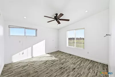 120 Loopsy Lane, Dale, TX 78616 - Photo 15