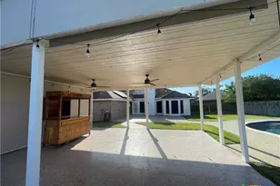 105 Ashland Creek, Victoria, TX 77901 - Photo 11