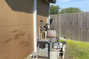 105 Ashland Creek, Victoria, TX 77901 - Photo 39