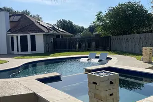 105 Ashland Creek, Victoria, TX 77901 - Photo 3