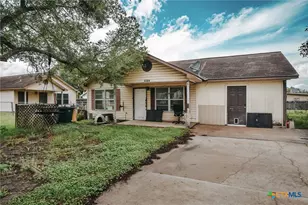 3304 Lone Tree Rd, Victoria, TX 77901 - Photo 1