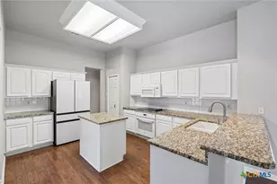 1784 Oak Forest Dr, New Braunfels, TX 78132 - Photo 15