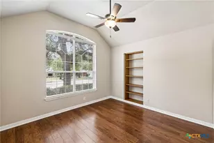 1784 Oak Forest Dr, New Braunfels, TX 78132 - Photo 9