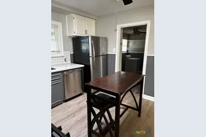 450 Wallace Street, Seguin, TX 78155 - Photo 13