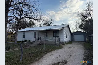 784 Samuels Avenue, New Braunfels, TX 78130 - Photo 1