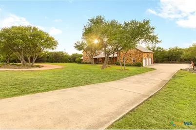 246 Stonebrook Ridge, New Braunfels, TX 78132 - Photo 3