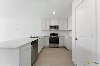 3837 Swift Fox Road, New Braunfels, TX 78132 - Photo 13