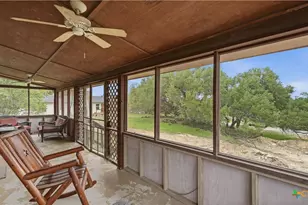 262 Scenic Dr, Canyon Lake, TX 78133 - Photo 3