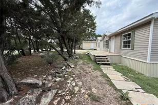 621 Stenen Dr, Canyon Lake, TX 78133 - Photo 3