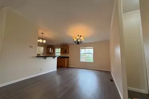 621 Stenen Dr, Canyon Lake, TX 78133 - Photo 7