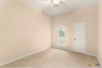 809 Saint James, Seguin, TX 78155 - Photo 15
